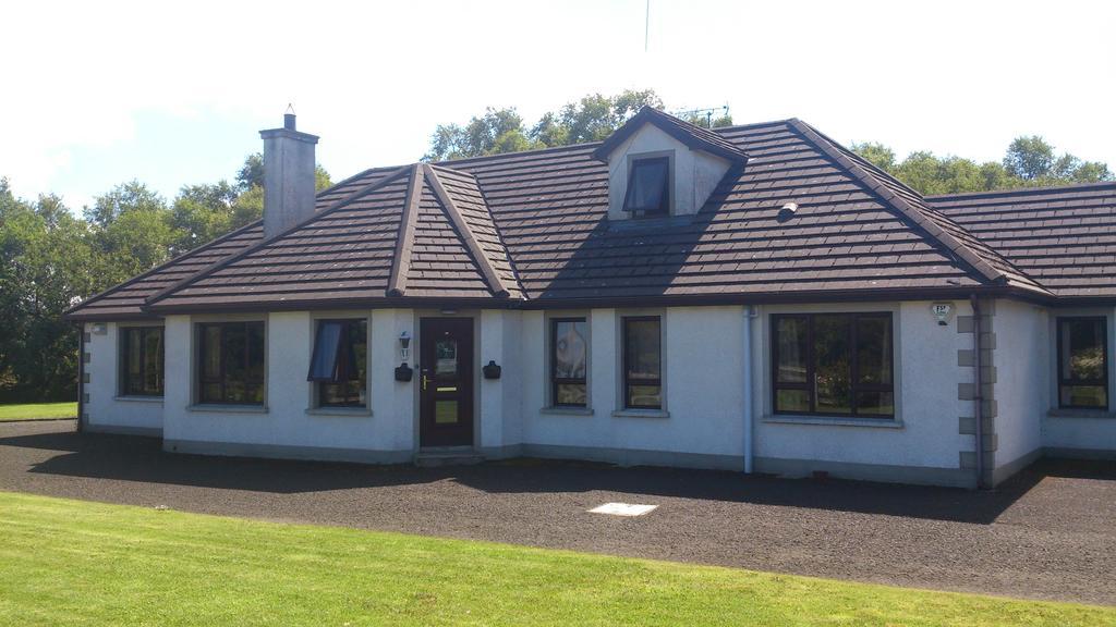 Glen Lodge Ballymoney Bagian luar foto